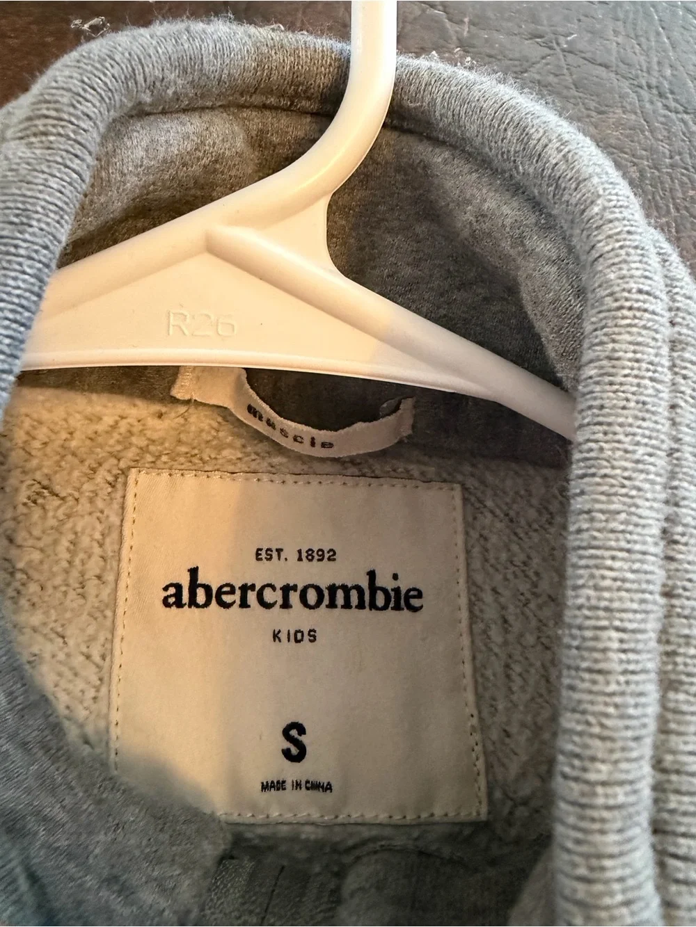 Abercrombie Kids Gray Full-Zip Fleece-Lined Logo Sweatshirt Size Small